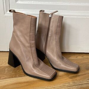 Angel Alarcon Leather Block Heel Booties Beige Tan Snake 40